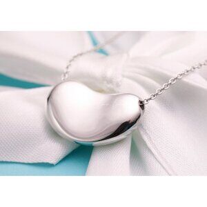 Tiffany & Co. Elsa Peretti Bean Design Pendant Necklace 18mm in Silver 16" Chain